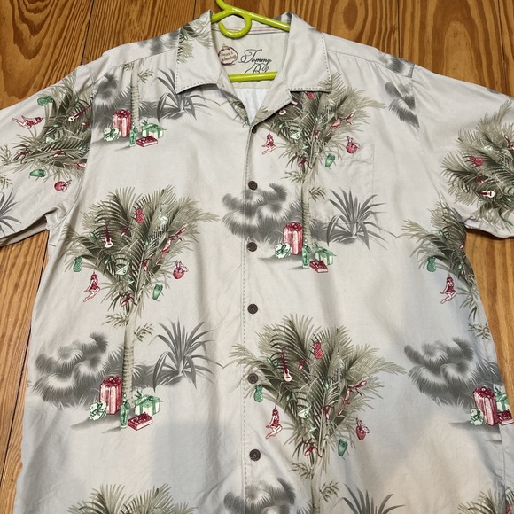 TOMMY BAHAMA Christmas Hawaiian Shirt Hula Girls Palms Guitars Decor Men's XL - Picture 6 of 16